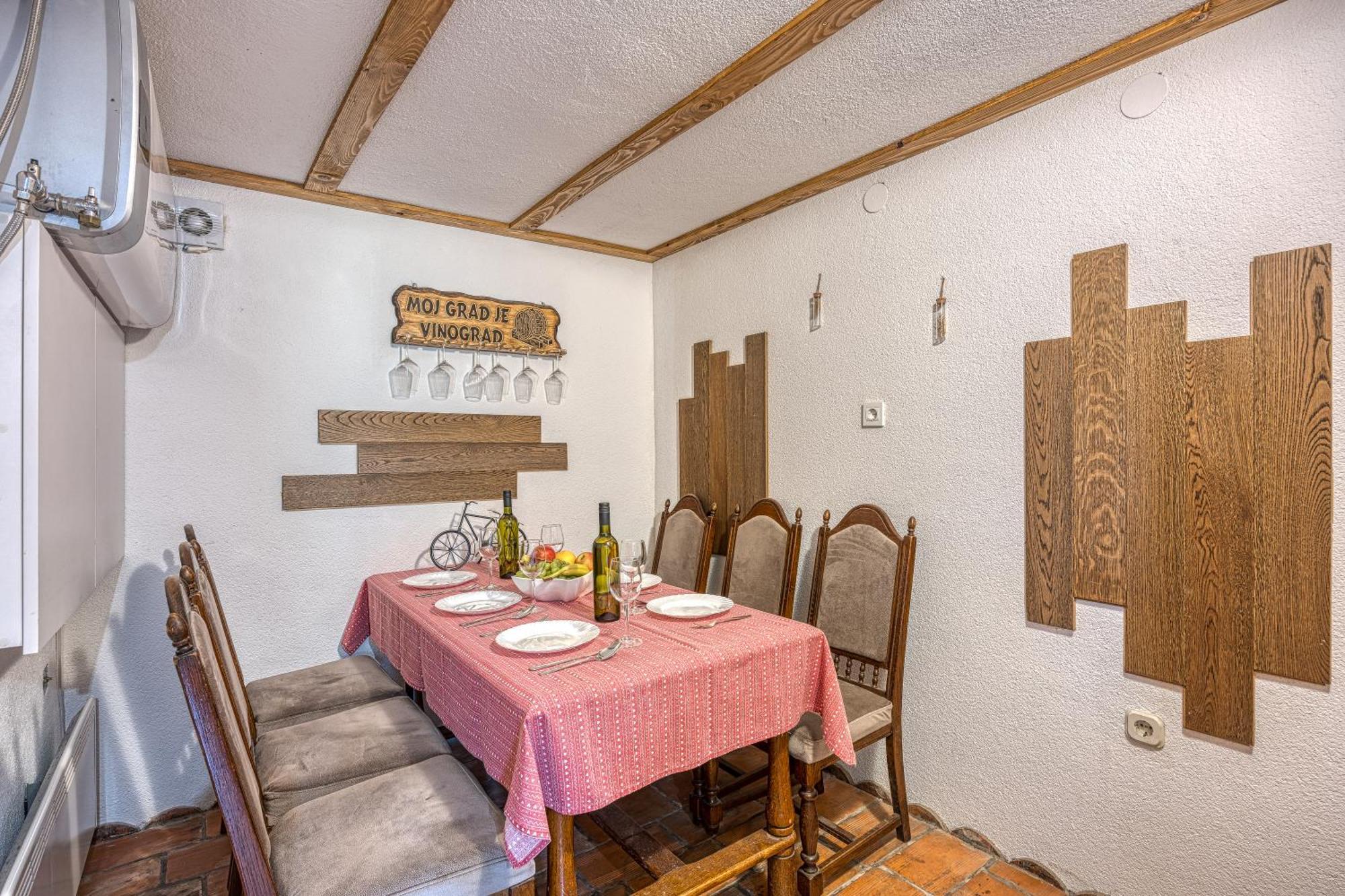 Holiday Home Primus Jastrebarsko Bagian luar foto