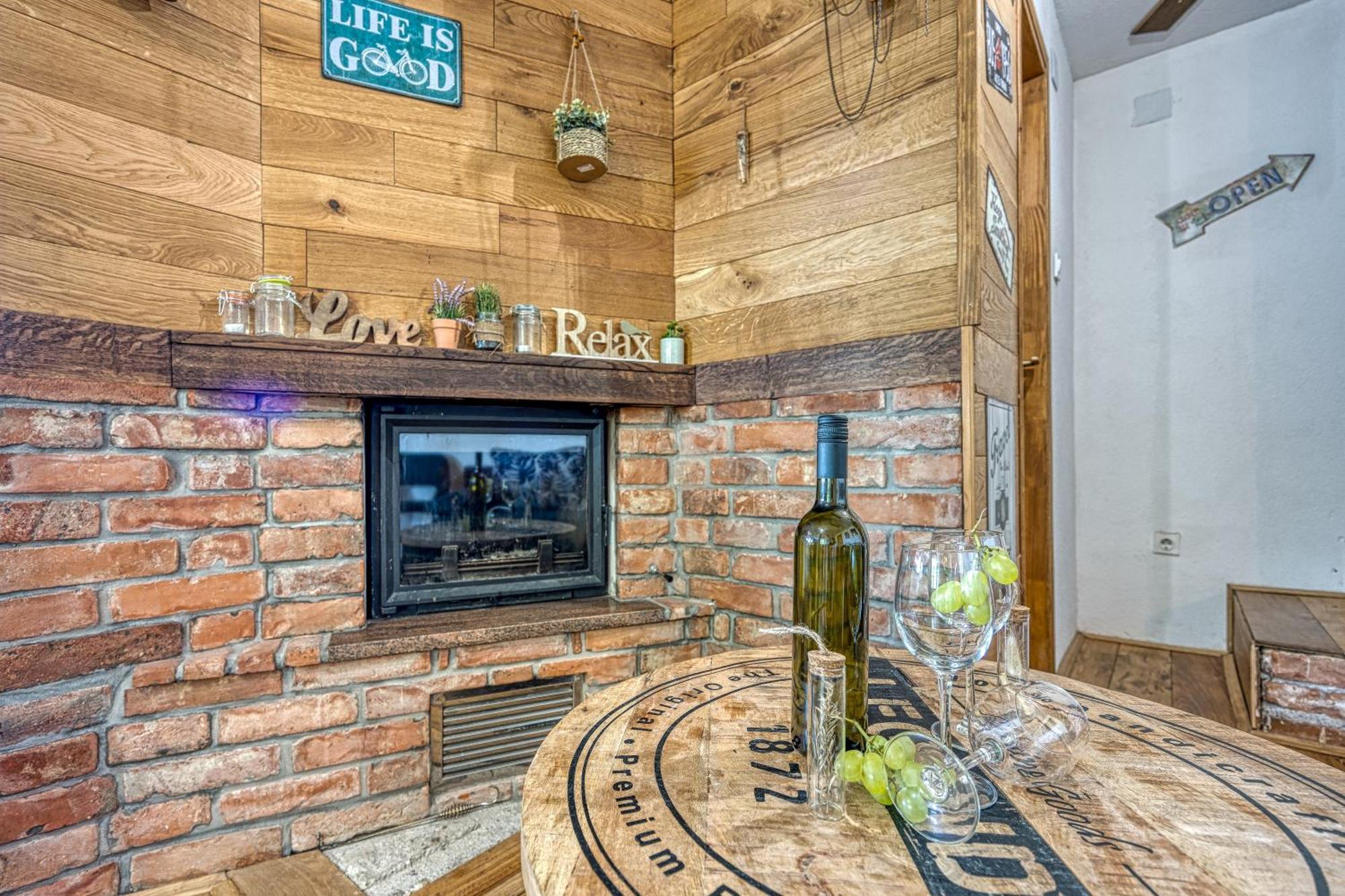 Holiday Home Primus Jastrebarsko Bagian luar foto